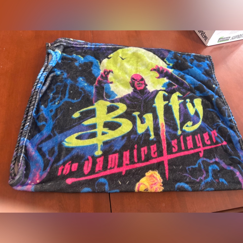 Amazon Kids Blanket - Blue and Pink Design